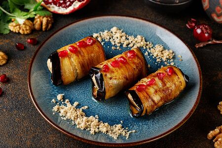 Рулетики из баклажанов