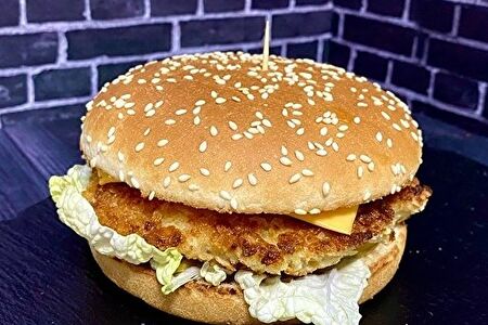 Hot Чикен-бургер