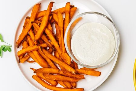 Батат фри с соусом тартар