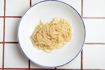Спагетти на оливковом масле