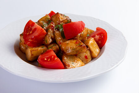 Хрустящий баклажан с томатами