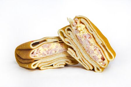 Блинчики с ветчиной и сыром