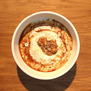 Пшенная каша с хурмой и маком