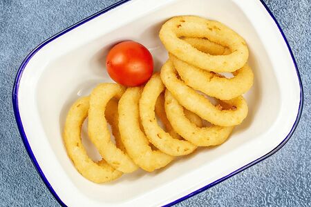 Луковые кольца фри с соусом Чесночный