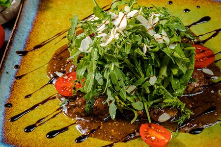 Тёплый салат из куриной печени