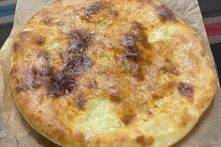 Хачапури с зеленью и сыром