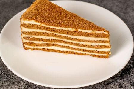 Торт Медовик