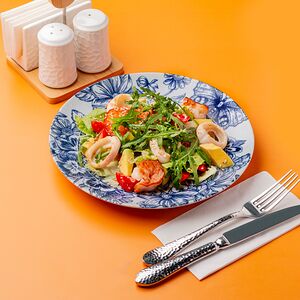 Салат с морепродуктами