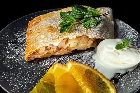 Штрудель Яблочная груша