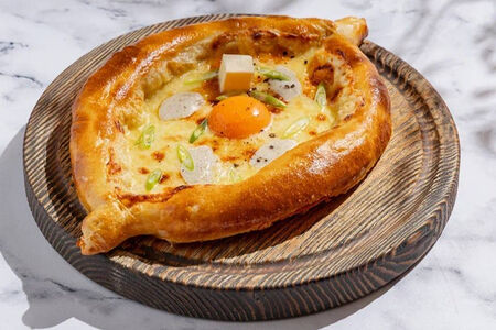  Хачапури по-аджарски с трюфельным кремом