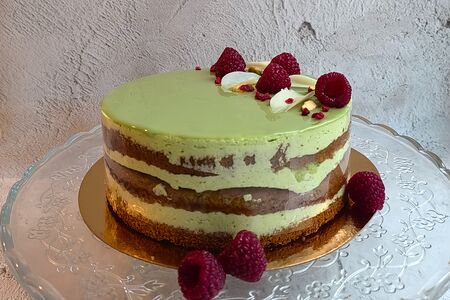 Торт Фисташка-Малина