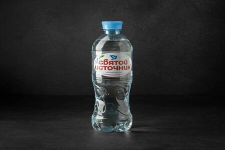 Вода без газа Святой источник