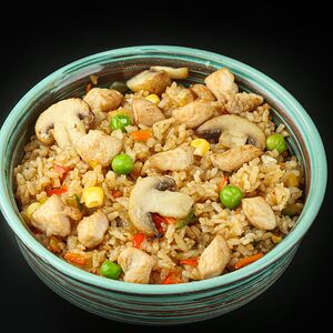 Рис с курицей и шампиньонами