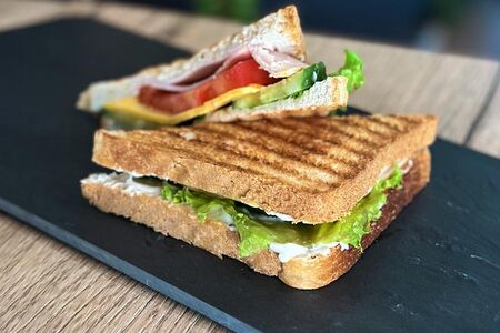 Сэндвич с курицей 