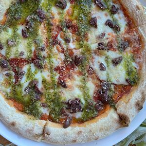 Пицца Маргарита с живой моцареллой