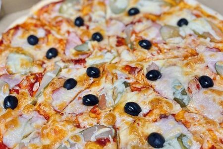 Пицца с карбонадом