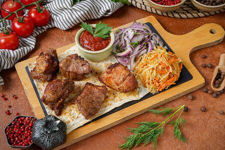 Свиная вырезка на углях