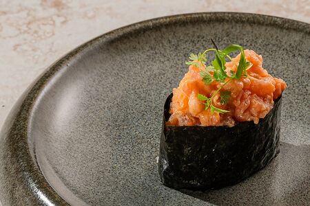 Гунканы с лососем 