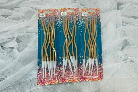 Золотая волнистая свеча