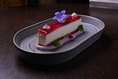 Малиновый чизкейк