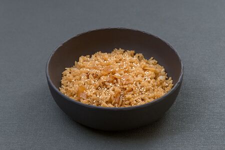 Рис, жаренный с чесноком