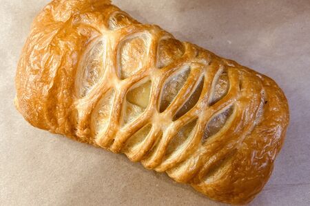 Штрудель с вишней