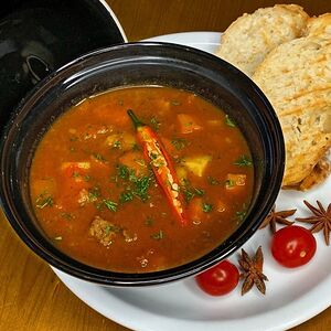 Венгерский суп-гуляш