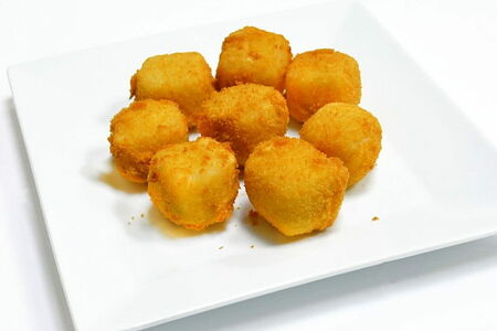 Кубики с сыром