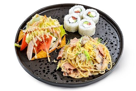 Комбо-обед с пастой в сливочном соусе