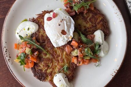 Драники с тартаром из форели и тунца