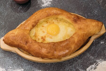 Хачапури по-аджарски