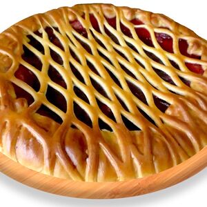 Пирог с творогом и изюмом