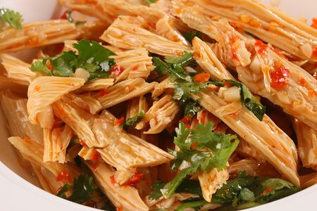 1013. Салат из соевой спаржи