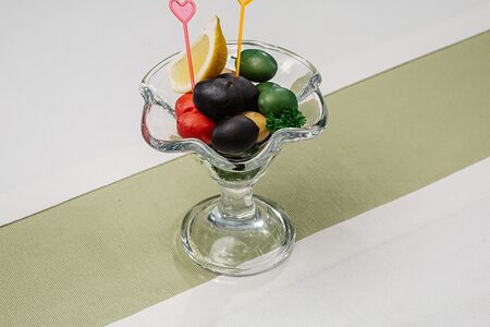 Оливки, маслины