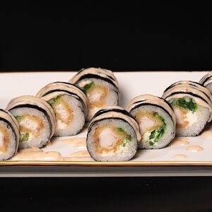 Ролл с окунем