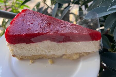 Чизкейк с клубникой