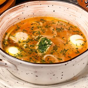 Суп из домашней курицы с лапшой