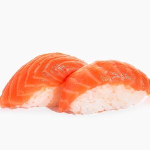 Суши с лососем