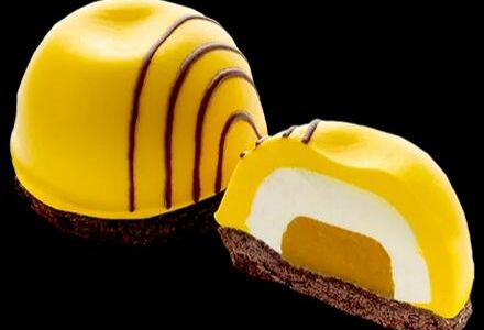 Пирожное манго-маракуйя