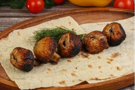 Шампиньоны на мангале