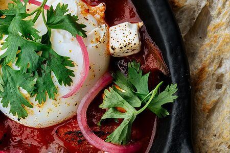 Шакшука с брынзой 