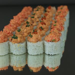 Пикантный сет из 4 роллов