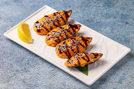 Запеченные мидии с сыром