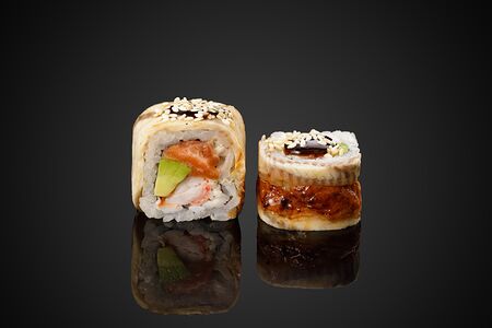 Ролл Угорь татаки 