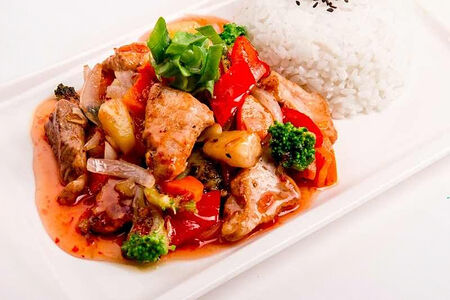 Свинина в кисло-сладком соусе