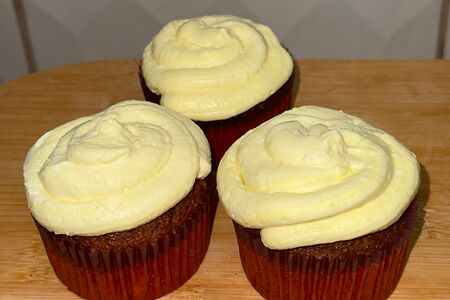 Морковные капкейки 2