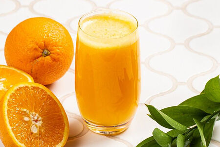 Свежевыжатый апельсиновый сок