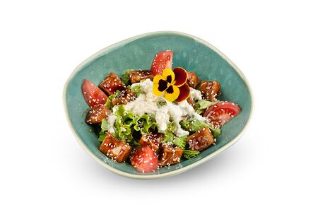 Салат с баклажанами и страчателлой