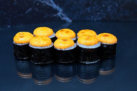 Запеченные маки с лососем