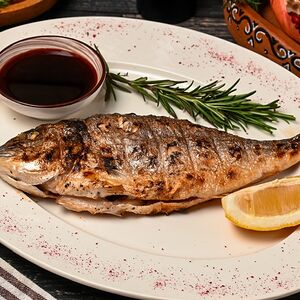 Дорадо на мангале